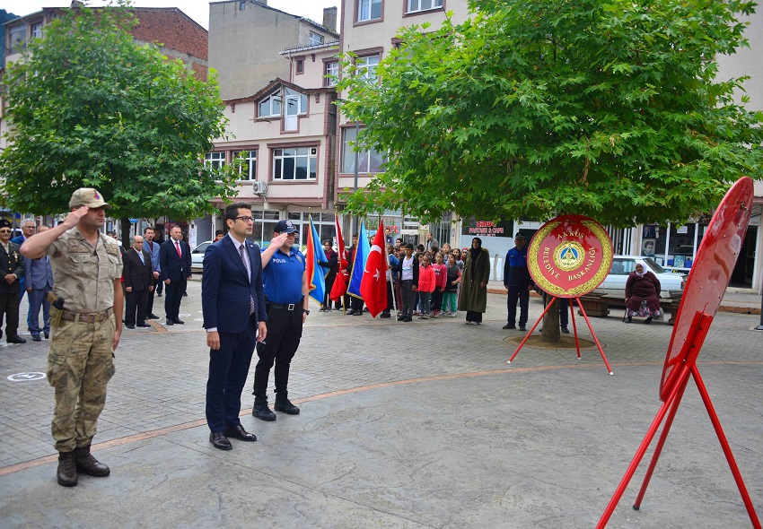 19 EYLÜL GAZİLER GÜNÜ İLÇEMİZDE DÜZENLENEN TÖRENLE KUTLANDI